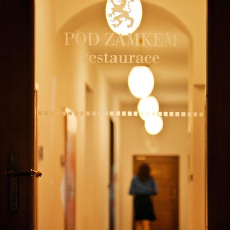 Hotel Pod Zamkem Boskovice Exteriör bild