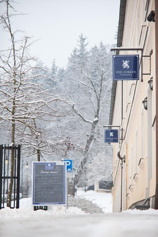 Hotel Pod Zamkem Boskovice Exteriör bild