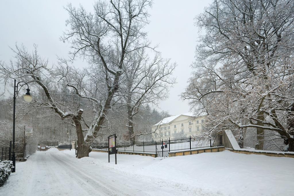 Hotel Pod Zamkem Boskovice Exteriör bild