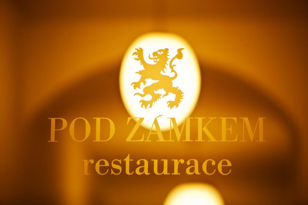 Hotel Pod Zamkem Boskovice Exteriör bild
